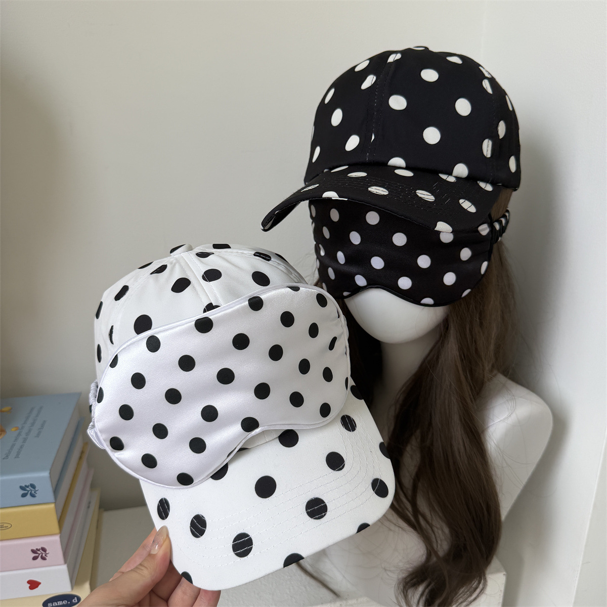 Polka Dot Baseball Cap & Eye M - đánh giá và giá Travel Accessories Kit For Women