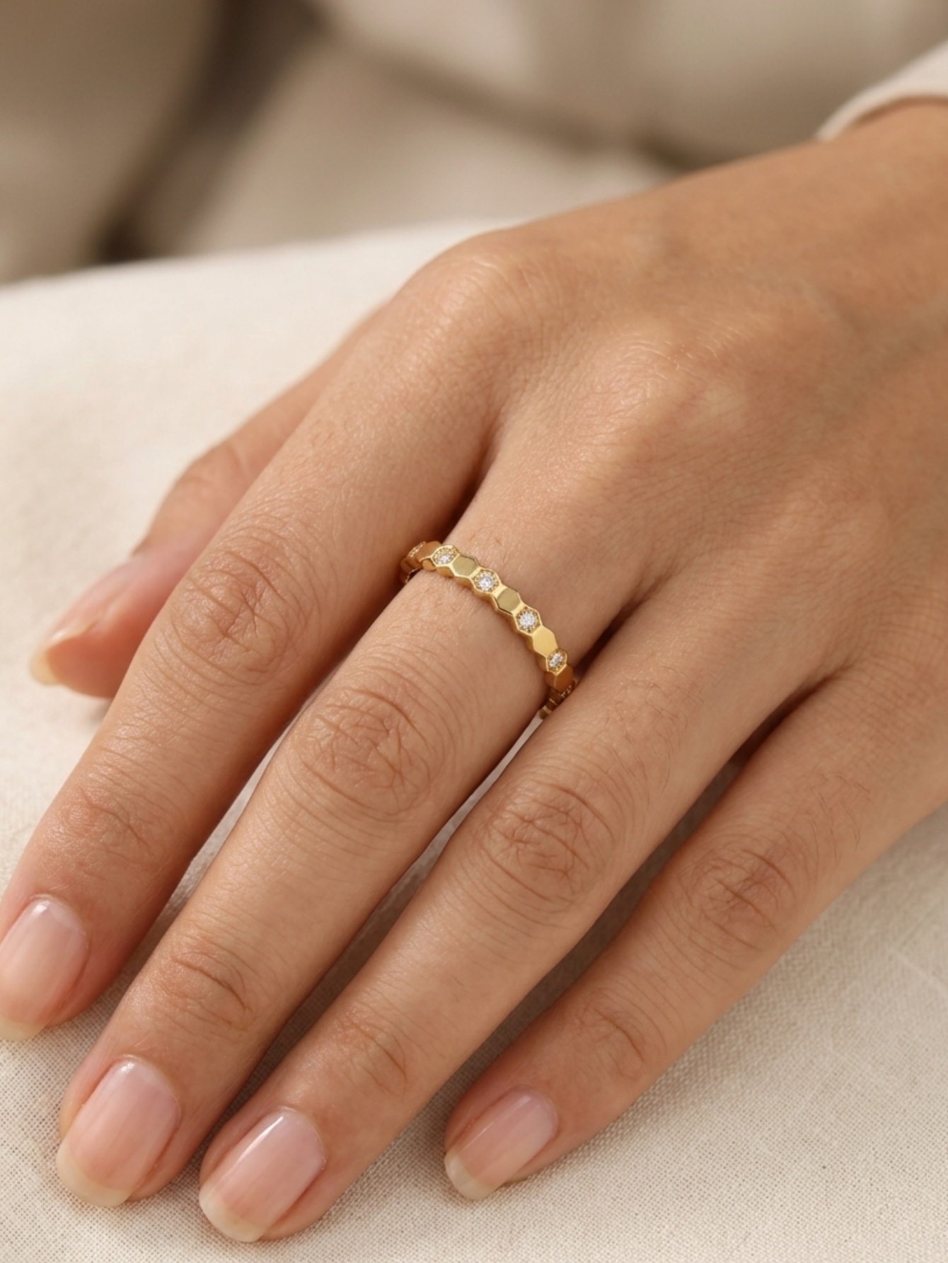 1 Piece Stainless Steel Ring P - đánh giá và giá Travel Accessories As Gifts