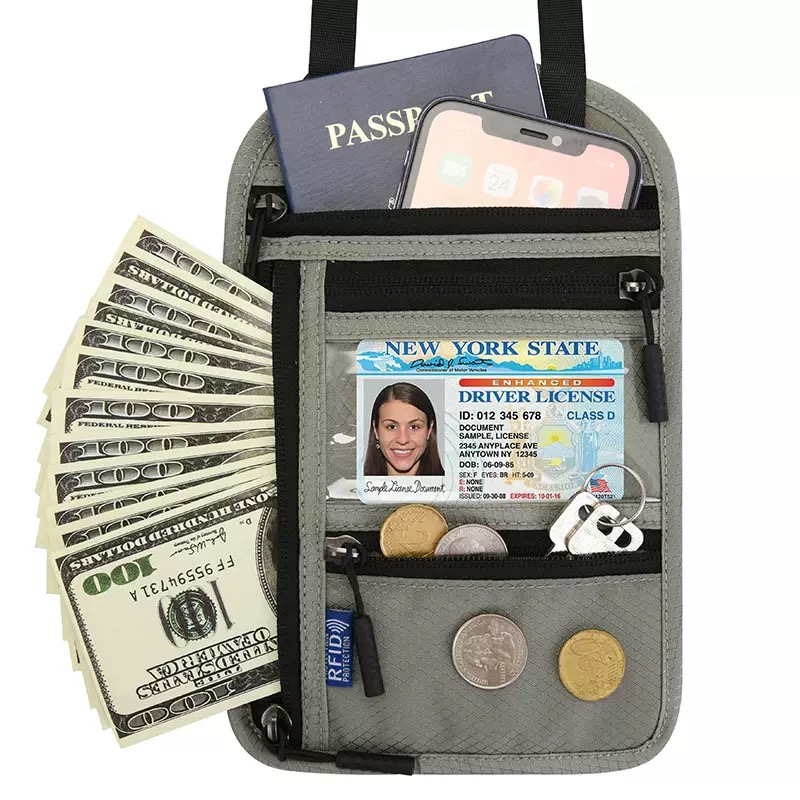 Overseas Travel RFID Neck Pass - đánh giá và giá Travel Accessories Overseas